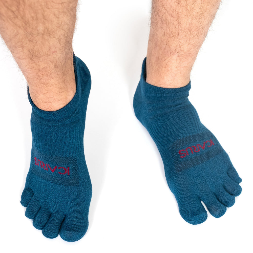 Blue toe socks
